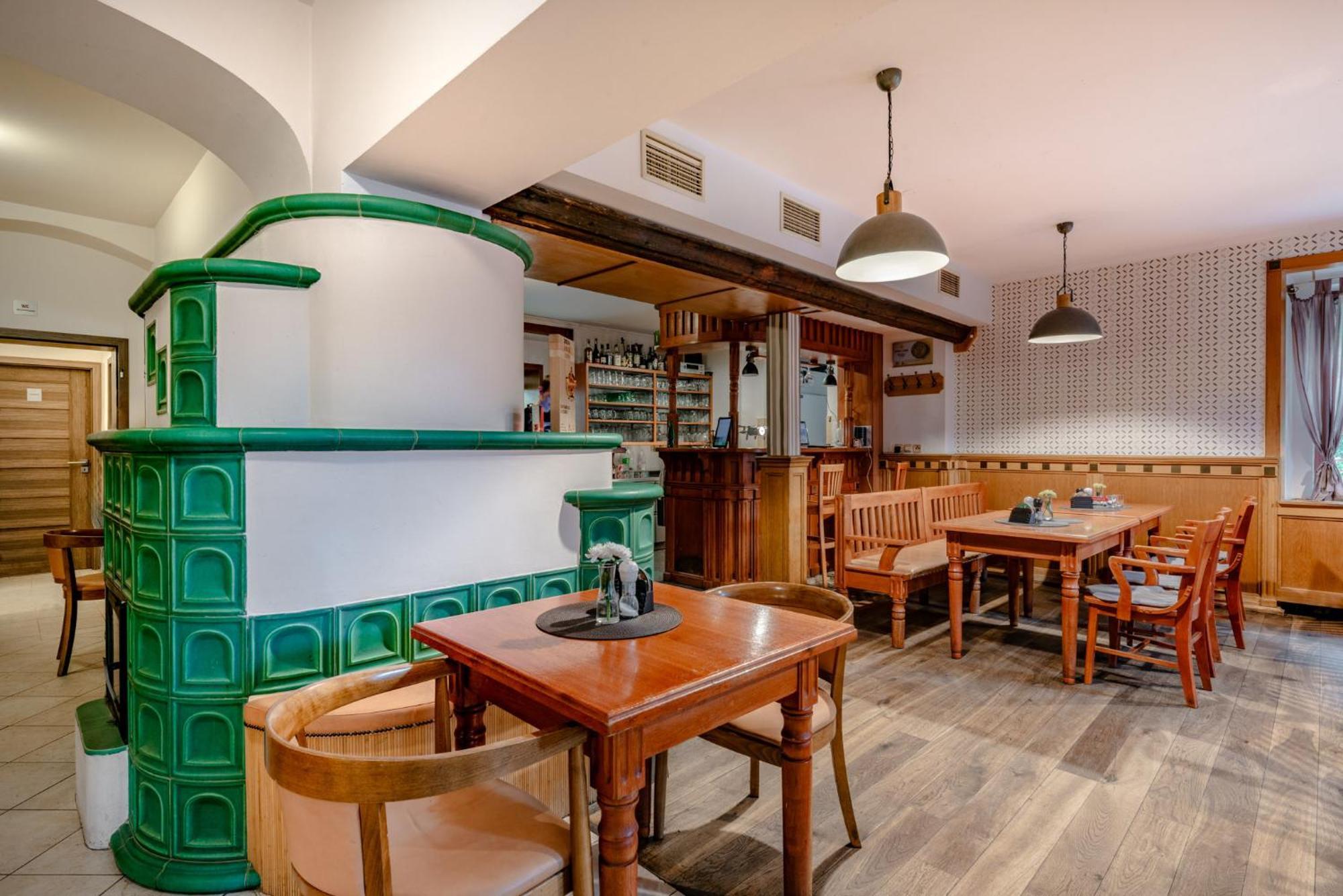 Hotel U Kozicky Теплице Экстерьер фото