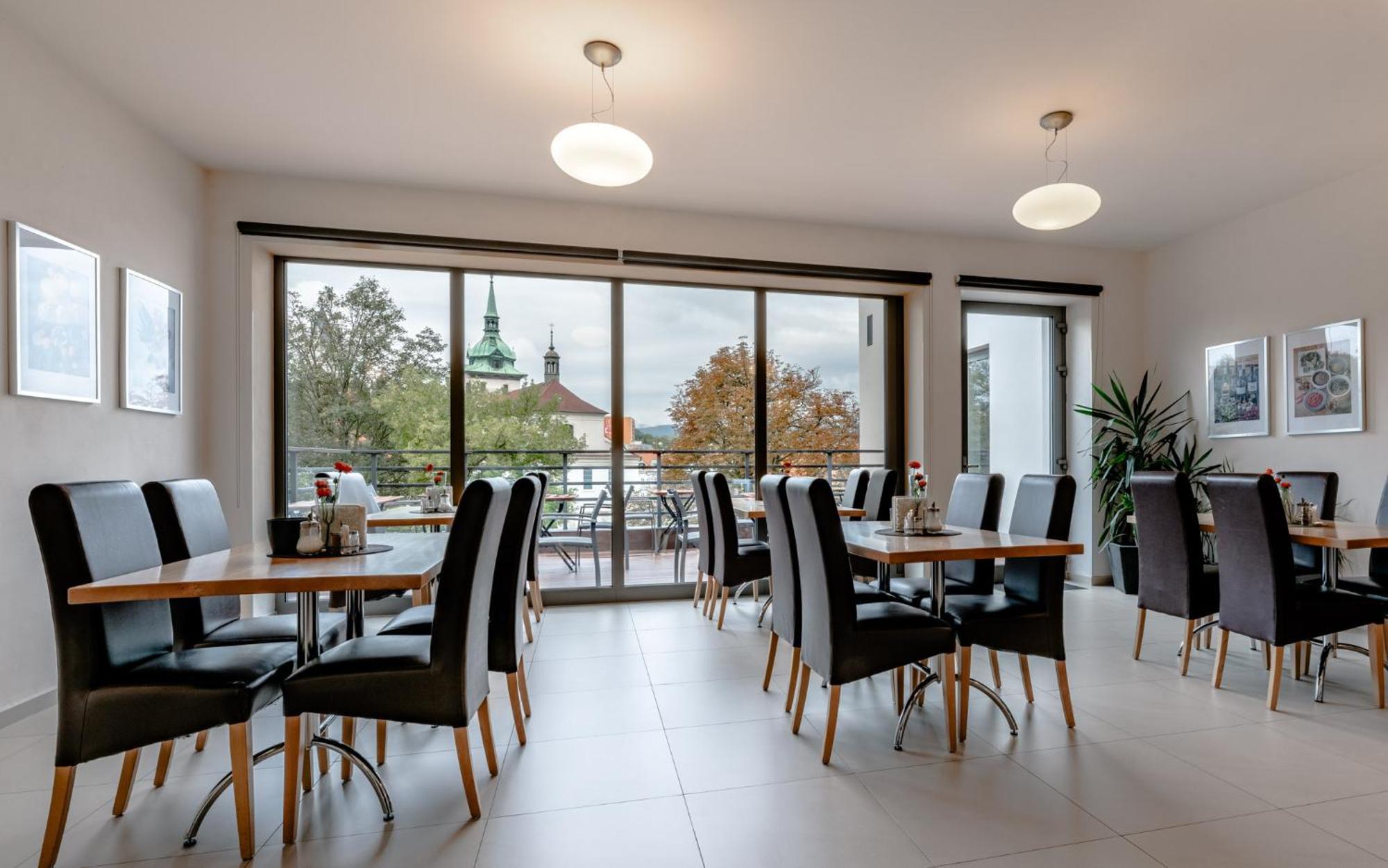 Hotel U Kozicky Теплице Экстерьер фото