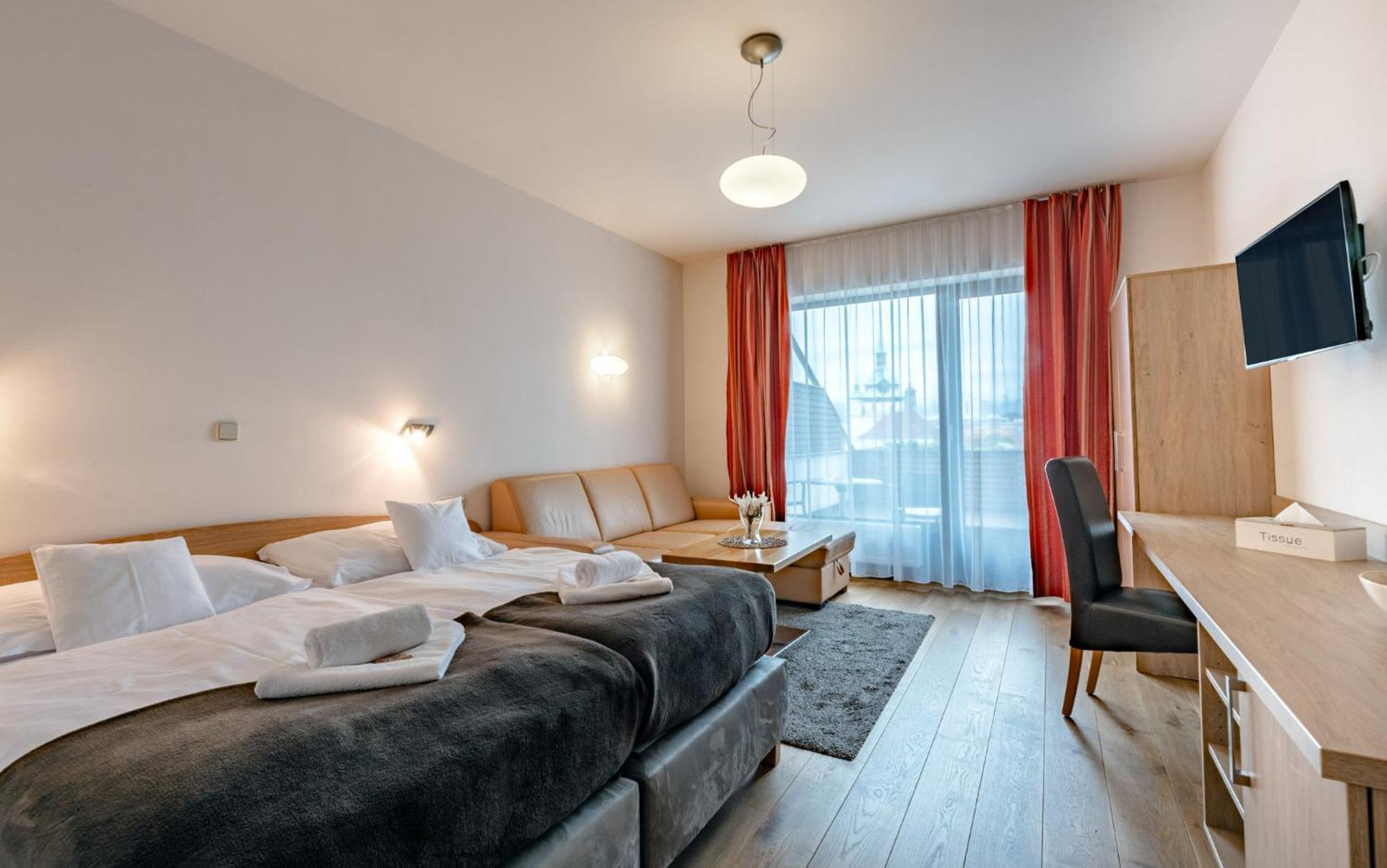 Hotel U Kozicky Теплице Экстерьер фото